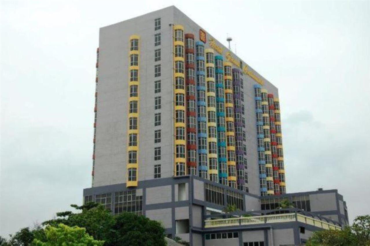 Hotel Grand Continental